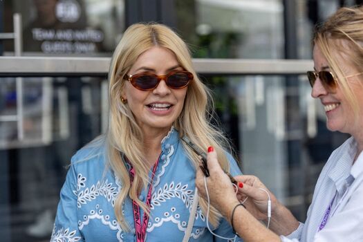 Holly willoughby page leaked private photo uncensored HD quality