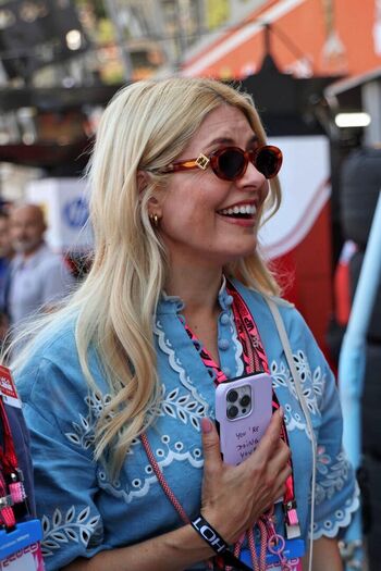 Holly willoughby page leaked private photo uncensored HD quality