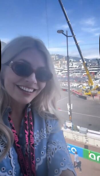 Holly willoughby page leaked private photo uncensored HD quality
