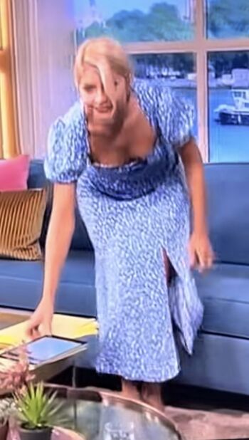 Holly willoughby page leaked private photo uncensored HD quality