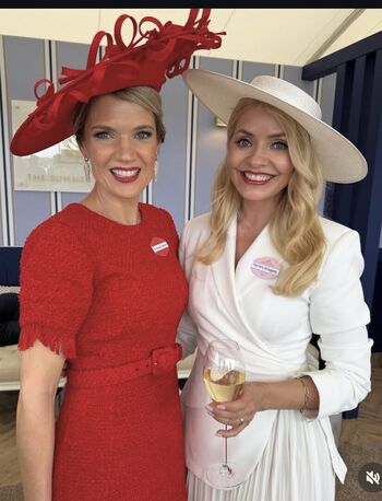 Holly willoughby page leaked private photo uncensored HD quality