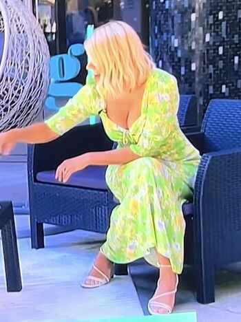 Holly willoughby page leaked private photo uncensored HD quality