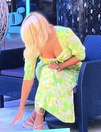 Holly willoughby page leaked private photo uncensored HD quality