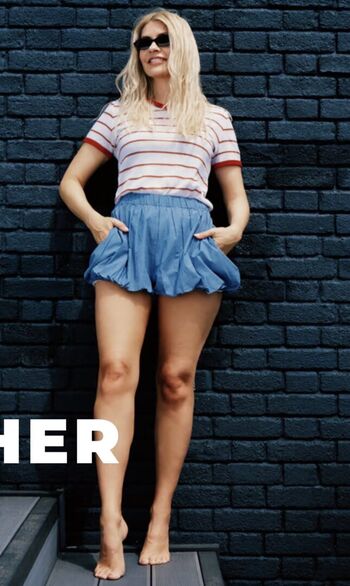 Holly willoughby page leaked private photo uncensored HD quality