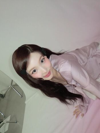 I m nayeon page leaked private photo uncensored HD quality
