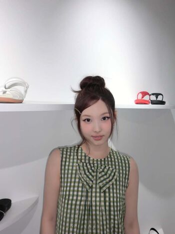 I m nayeon page leaked private photo uncensored HD quality