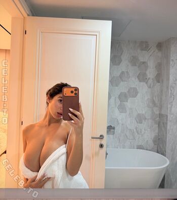 Ika dauria  page leaked private photo uncensored HD quality