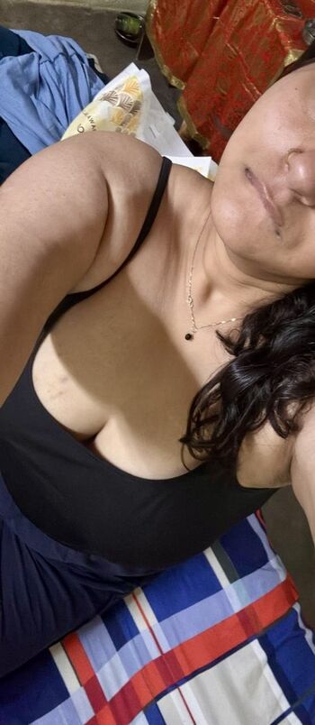 Indian naughty stuff page leaked private photo uncensored HD quality