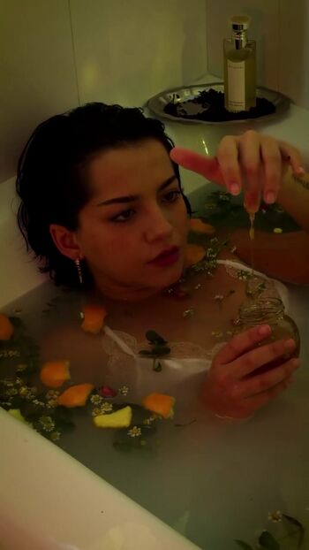 Isabela merced page leaked private photo uncensored HD quality