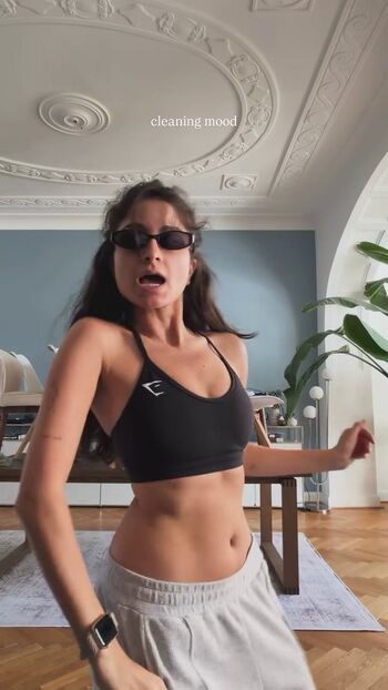 Ischtar isik page leaked private photo uncensored HD quality