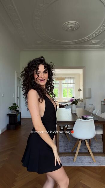 Ischtar isik page leaked private photo uncensored HD quality