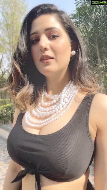 Isha rikhi leaked private photo uncensored HD quality