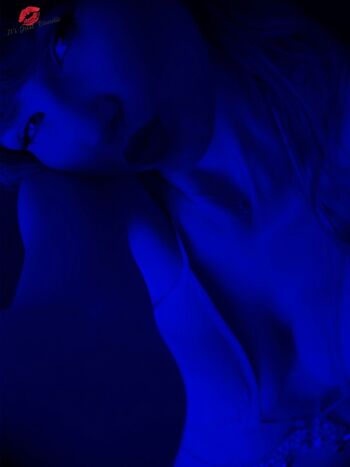 Itsjustblondie page leaked private photo uncensored HD quality