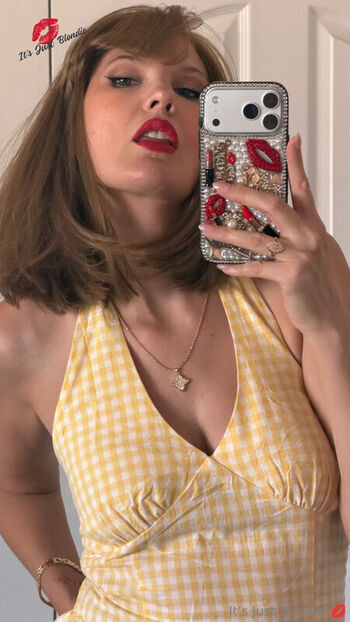 Itsjustblondie leaked private photo uncensored HD quality