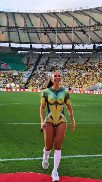 Ivete sangalo leaked private photo uncensored HD quality