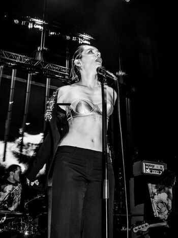Jehnny beth leaked private photo uncensored HD quality
