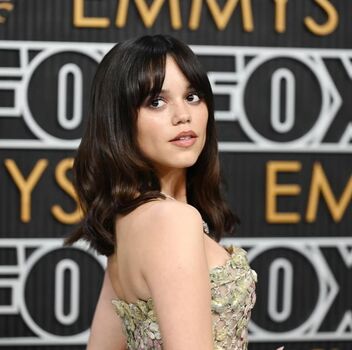 Jenna ortega  page leaked private photo uncensored HD quality