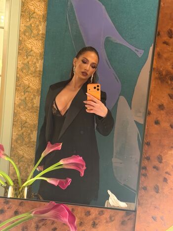 Jennifer lopez  page leaked private photo uncensored HD quality