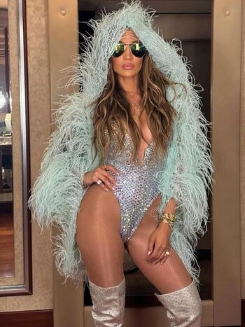 Jennifer lopez  page leaked private photo uncensored HD quality