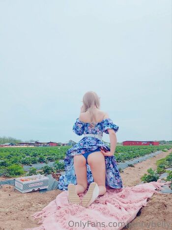 Jennybelly leaked private photo uncensored HD quality