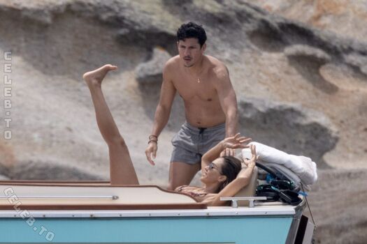 Jessica alba  page leaked private photo uncensored HD quality