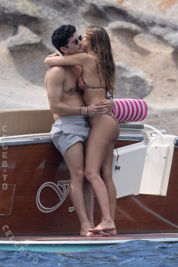 Jessica alba  page leaked private photo uncensored HD quality