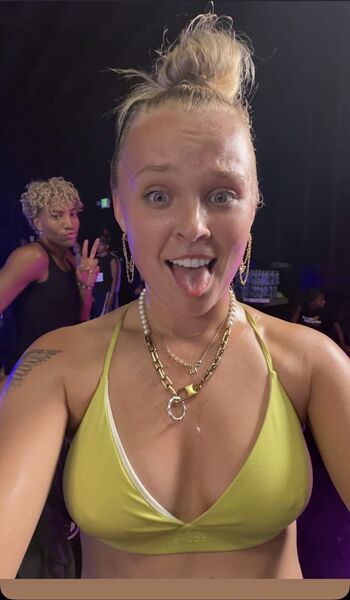 Jojo siwa page leaked private photo uncensored HD quality
