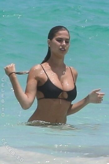 Kara del toro page leaked private photo uncensored HD quality