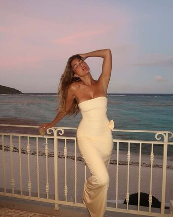 Kara del toro page leaked private photo uncensored HD quality