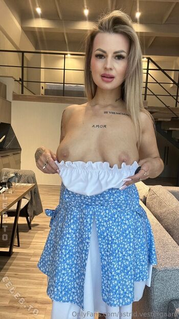 Karolinka ofi page leaked private photo uncensored HD quality