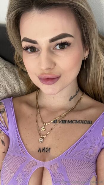 Karolinka ofi page leaked private photo uncensored HD quality