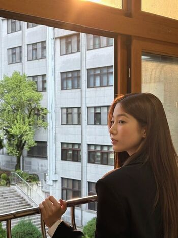 Kazuha Nakamura 中村 一葉 | LESSERAFIM