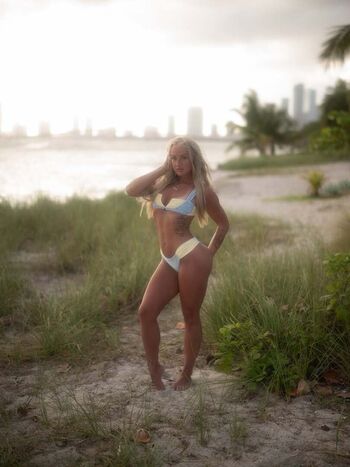 Kendall pounders leaked private photo uncensored HD quality