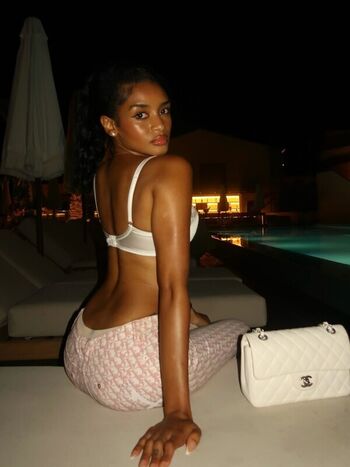 Kenza boutrif leaked private photo uncensored HD quality
