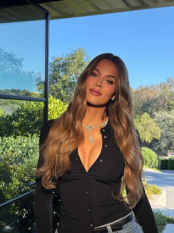 Khloe kardashian  page leaked private photo uncensored HD quality