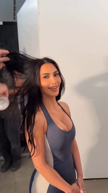 Kim kardashian  page leaked private photo uncensored HD quality