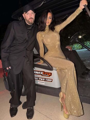 Kim kardashian  page leaked private photo uncensored HD quality