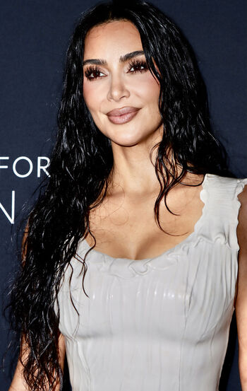 Kim kardashian  page leaked private photo uncensored HD quality