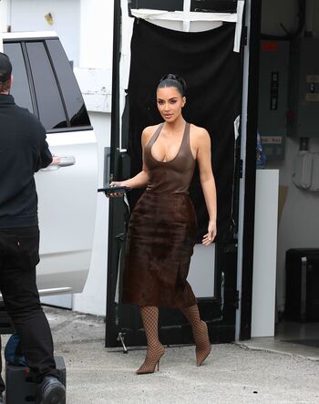 Kim kardashian  page leaked private photo uncensored HD quality