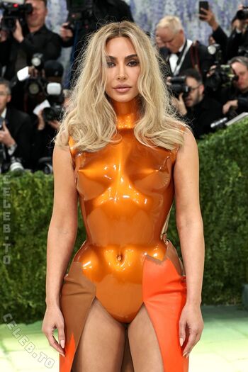 Kim kardashian  page leaked private photo uncensored HD quality