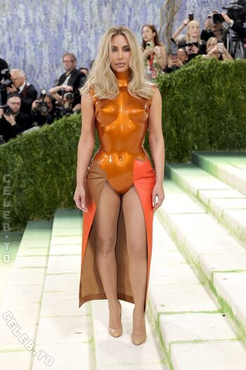 Kim kardashian  page leaked private photo uncensored HD quality