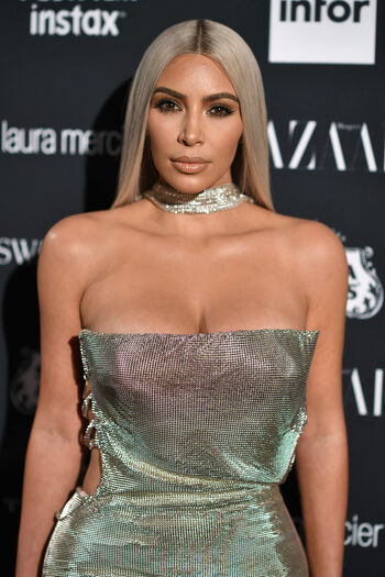 Kim kardashian  page leaked private photo uncensored HD quality