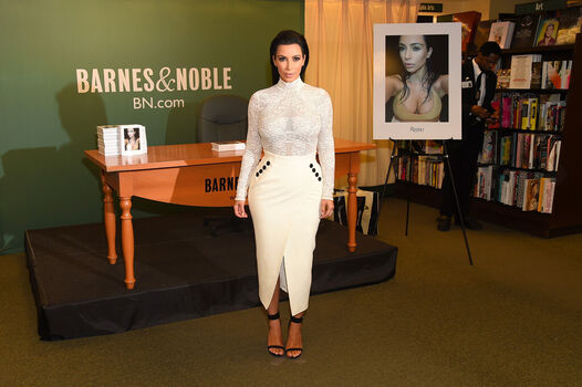 Kim kardashian  page leaked private photo uncensored HD quality