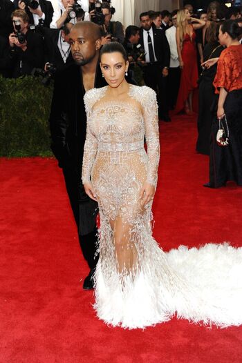 Kim kardashian  page leaked private photo uncensored HD quality