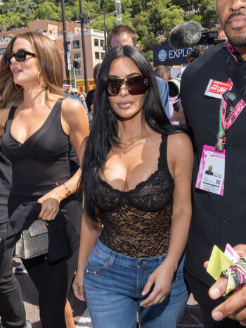 Kim kardashian leaked private photo uncensored HD quality