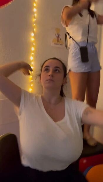 Full leaked Lindsey pelas / private onlyfans photo