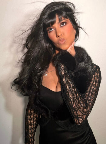 Kourtney kardashian leaked private photo uncensored HD quality