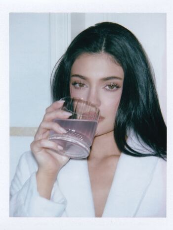 Kylie jenner  page leaked private photo uncensored HD quality