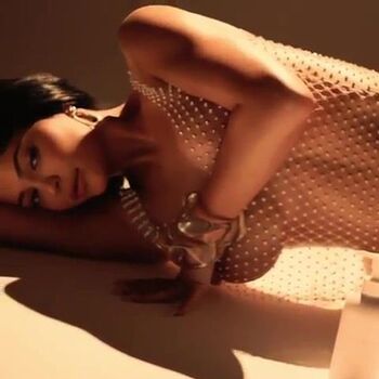 Kylie jenner  page leaked private photo uncensored HD quality