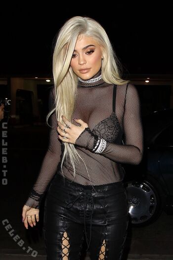 Kylie jenner  page leaked private photo uncensored HD quality
